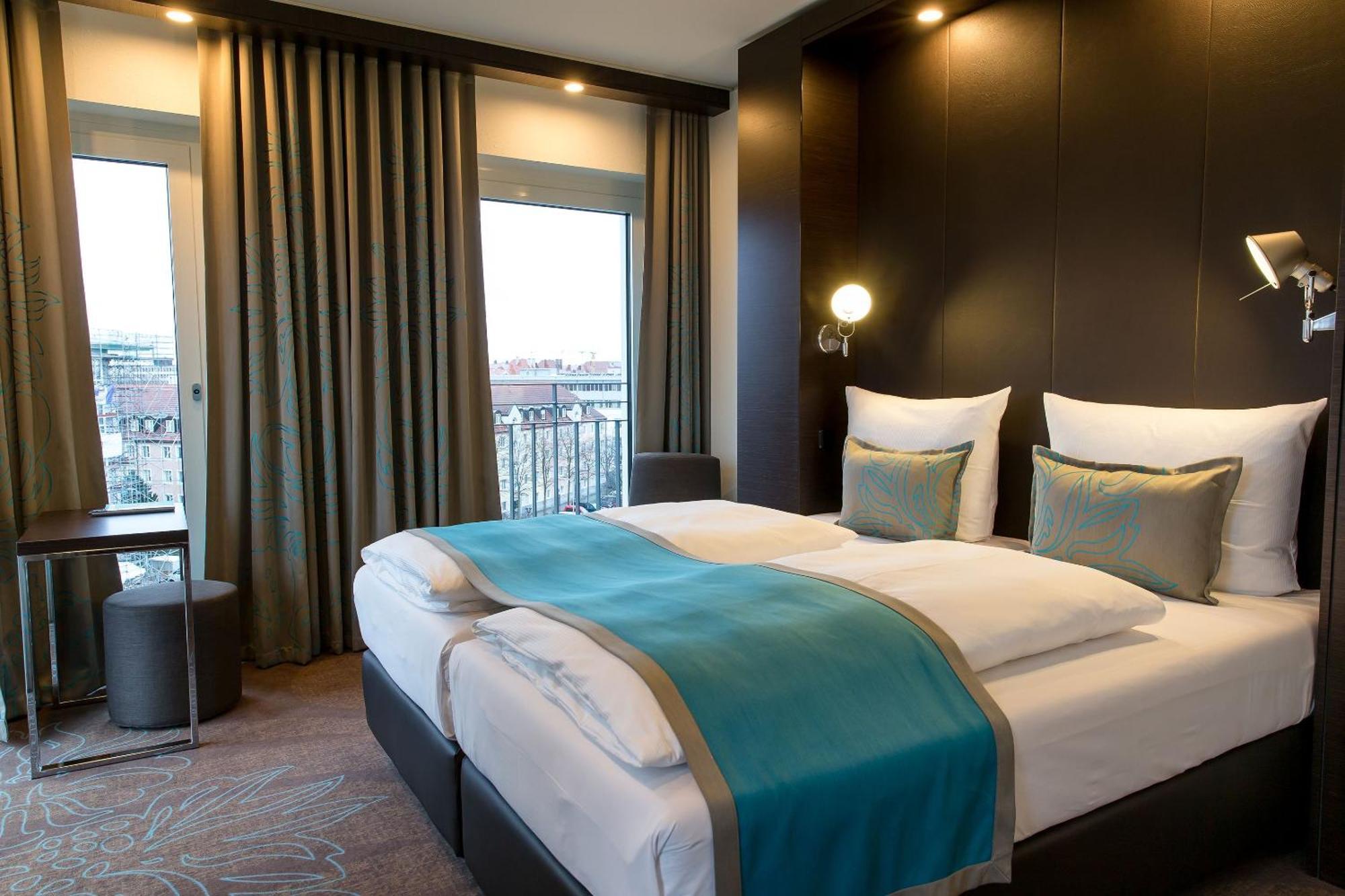 Motel One Muenchen-Olympia Gate Exterior photo